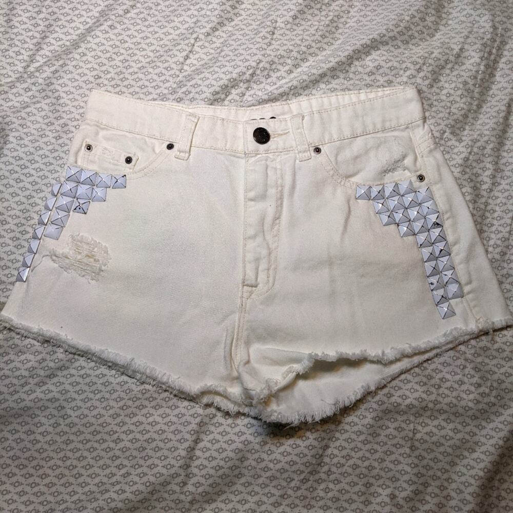 Urban Outfitters BDG High Rise White DREE Cheeky Cutoff Shorts Size 28